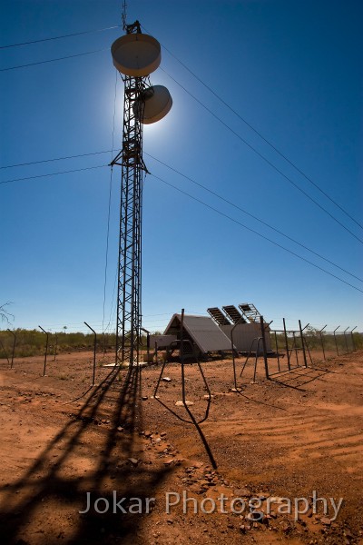 Alice Springs_20070909_096.jpg - Microwave repeater tower, near Ti-Tree, Northern Territory